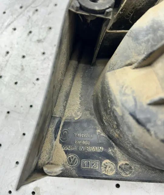 Lampa / Tripla stop stanga pe aripa Volkswagen VW Polo 2003