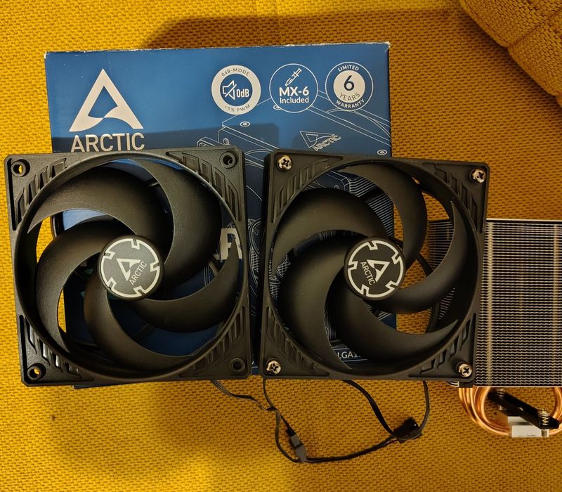 Cooler si sursa  seasonic si artic freezer