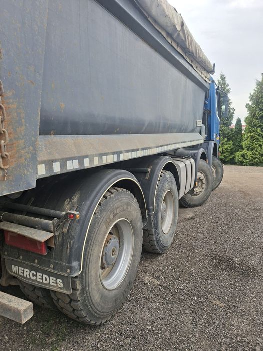 Mercedes-Benz Actros 8×4
