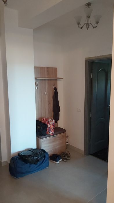 Vind Ap 2 cam,46 mp,utili,+14 mp terasă +Loc parcare! Mobilat complet!