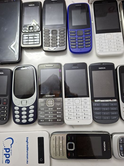 Vând tefoane Nokia