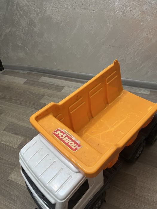Продам камаз детский