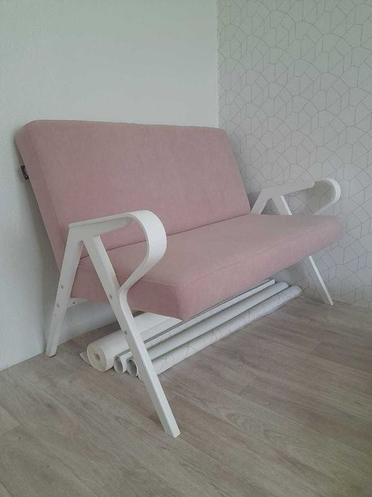 Диван новый не большой