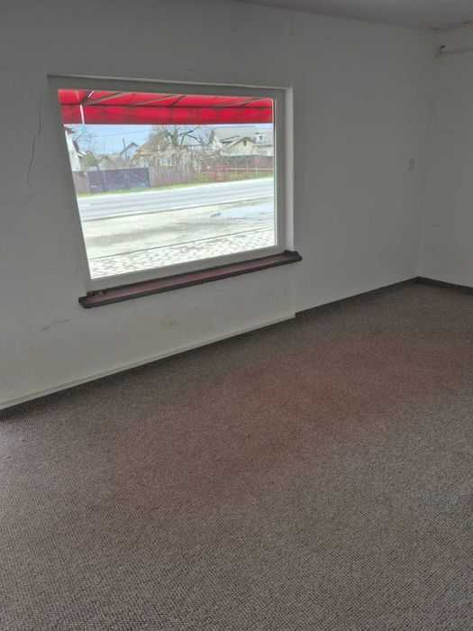 Închiriez spațiu comercial Ștefănești-Centru, 30 mp