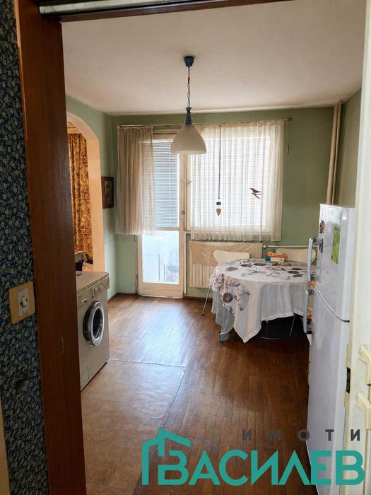 Продава 3-СТАЕН град София, Люлин 10