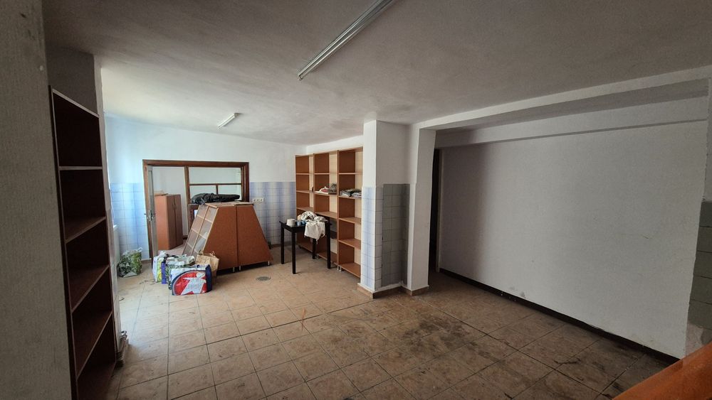 Închiriez spațiu ideal Fast Food, Magazin