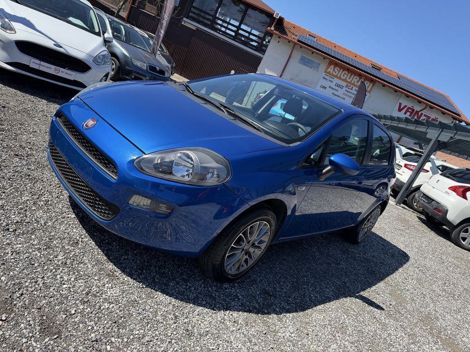 Fiat Punto / 1.2 Benzina 69cp / An 02.2013 / Aer condtionat / Euro 5