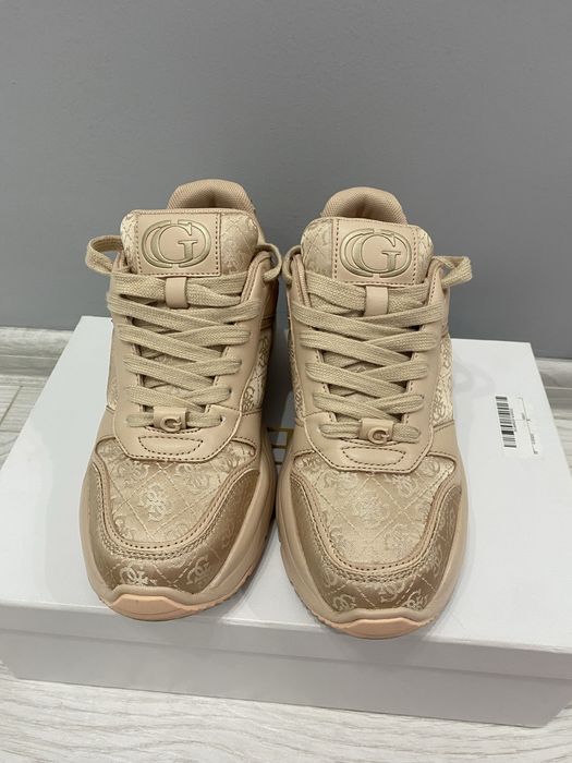 Guess спортни обувки