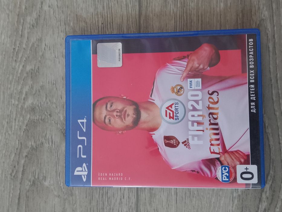 диски PlayStation 4