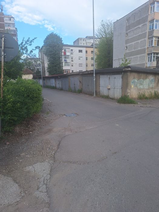 Garaj de inchiriat