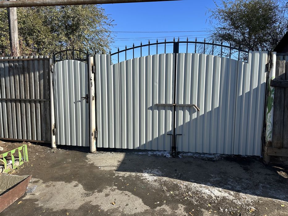 Ворота с устаровкой