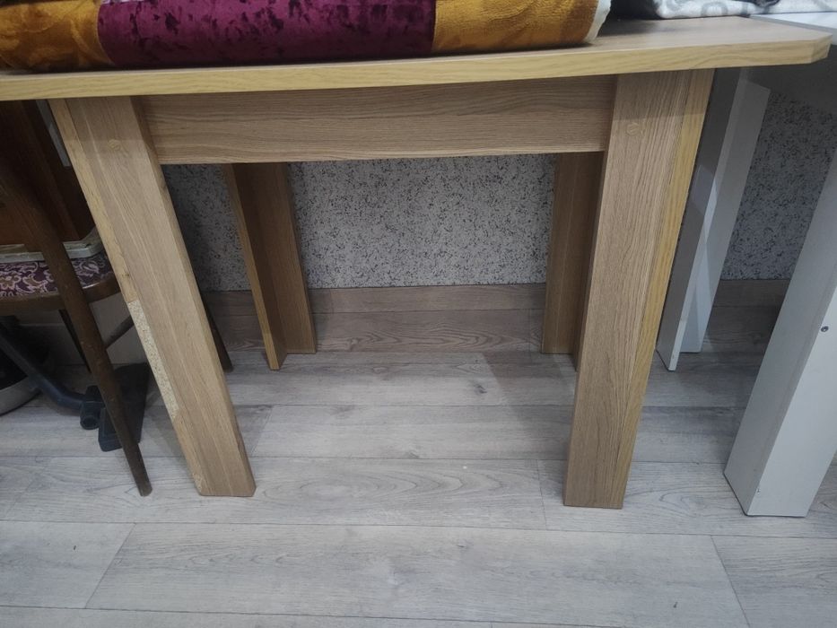 Стол кухонный продам