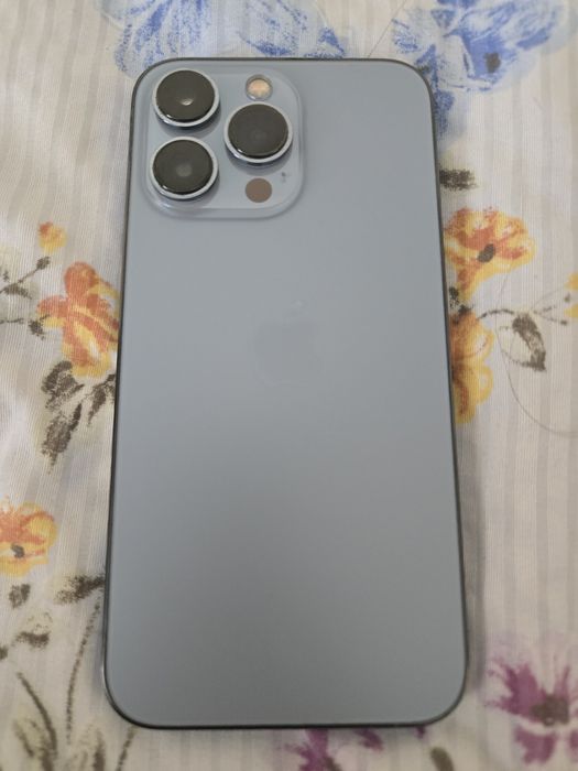 Продам  iphone 13 pro