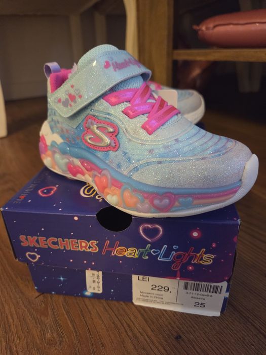 Skechers noi marimea 25