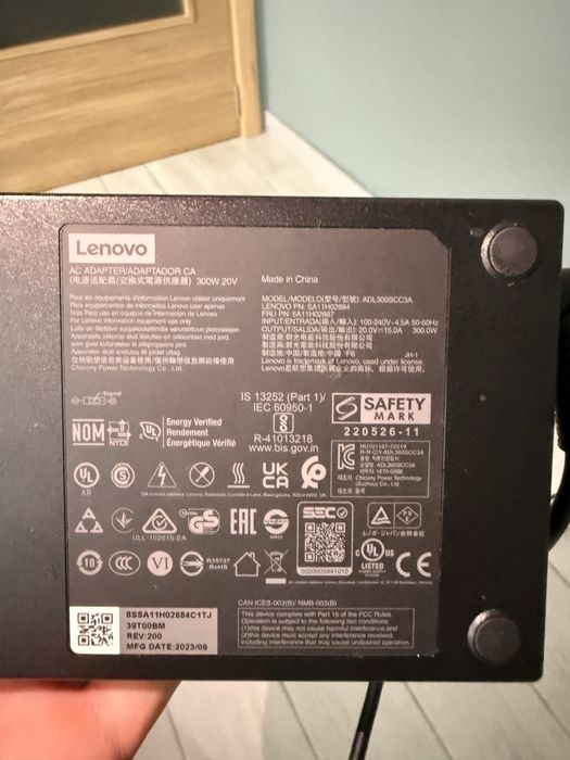 Lenovo Legion Pro 5 16IRX8 | Intel Core i9-13900HX | 32GB DDR5 | 1TB SSD | Отлично състояние