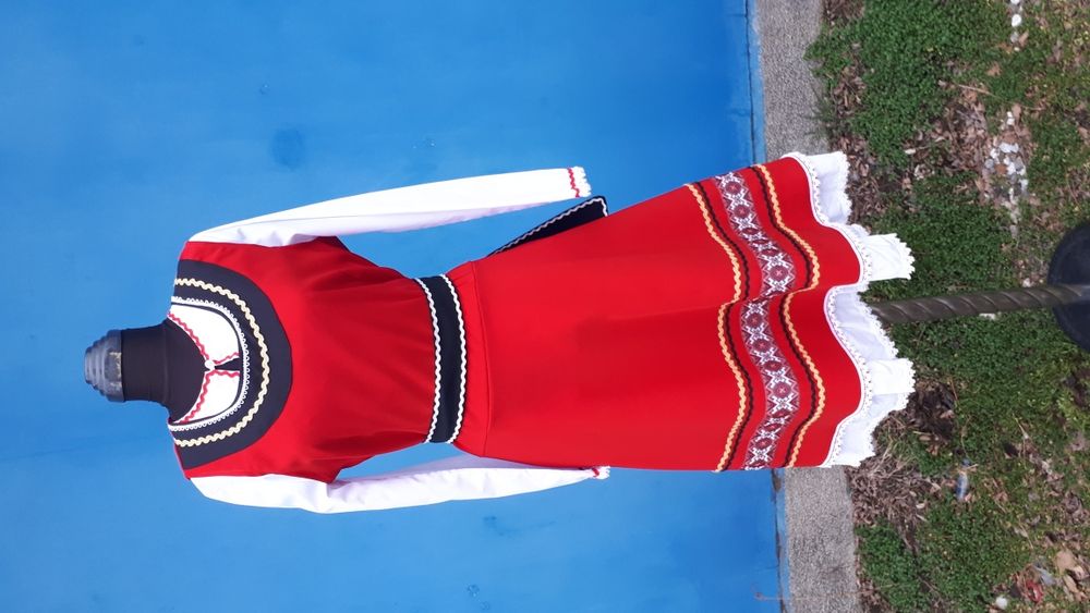 Тракийска женска носия-138 лв