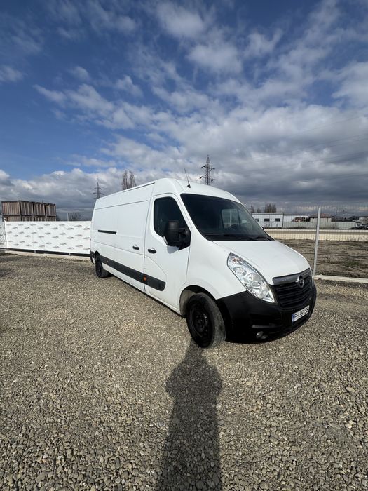 Dube / Autoutilitare de inchiriat PRAHOVA / Fara limita KM