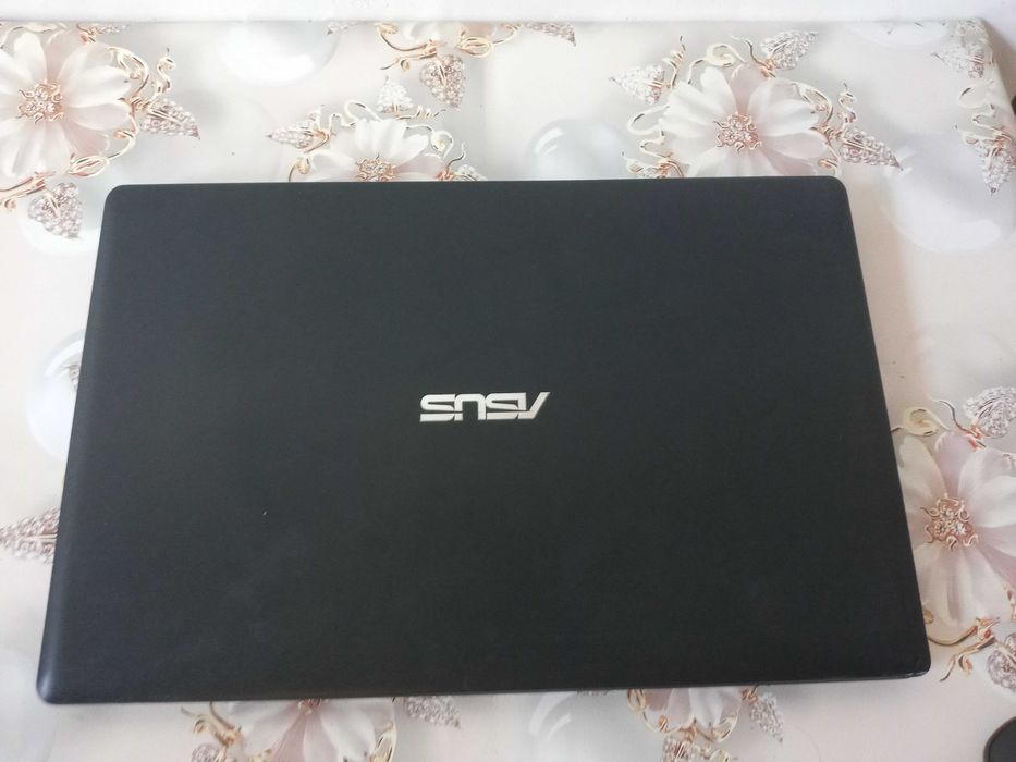 Asus Noutbook  2015