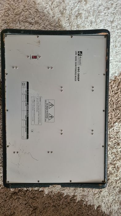 Vând mixer de putere Acoustic 4.