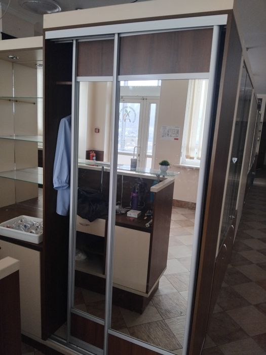 Продам ветриные шкаф