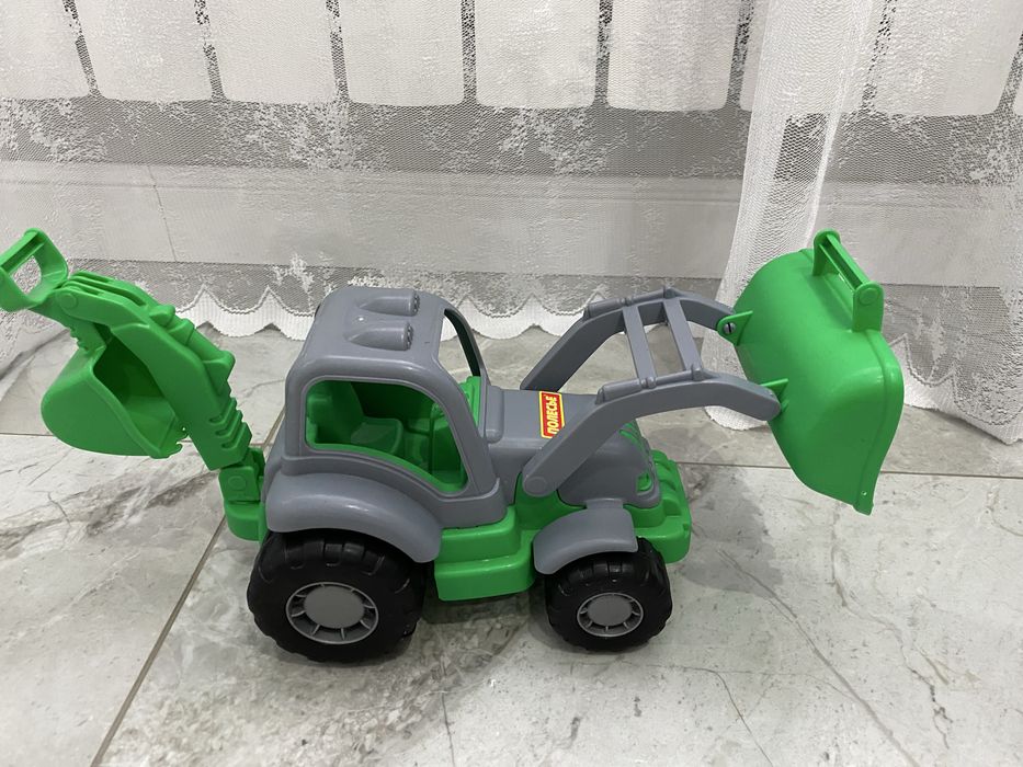 Продам много игрушек