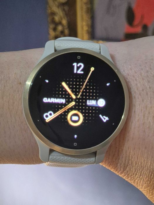 Часовник GARMIN Venu 2S