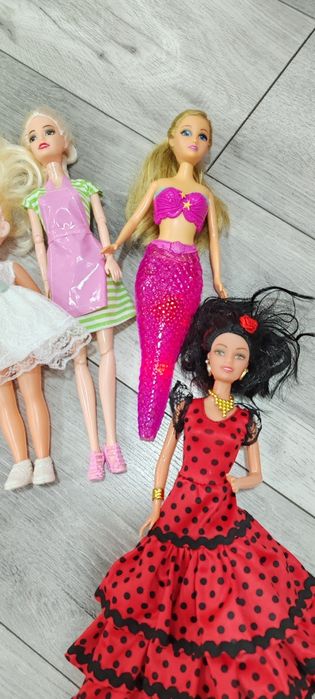 Lot păpuși Barbie 11 păpuși