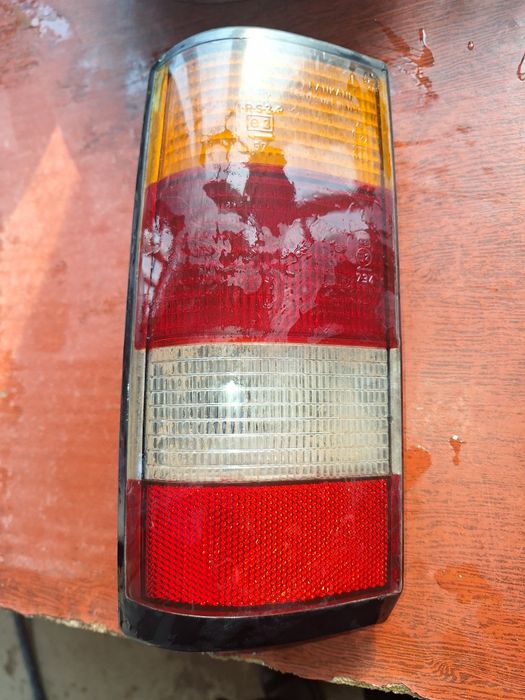 Задний плафон Опель кадет