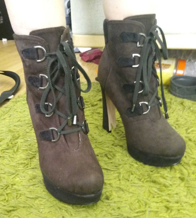 Ghete si cizme de dama