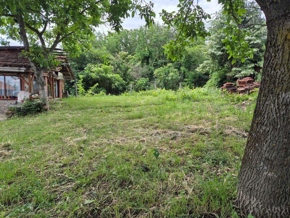 Продава се Къща в с. Пресяка, Област Ловеч - 680 кв.м за 53 €/кв.м - Снимка #5