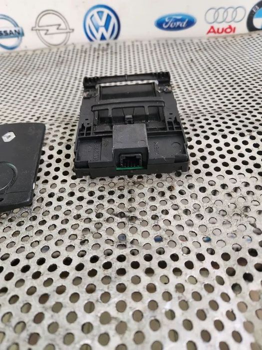 Contact Cititor Card Cartela Renault Scenic 3 Grand Scenic 3 An 2008-2009-2010-2011-2012-2013-2014-2015 Cod A2C53185186 Dezmembrez Renault Grand Sceni