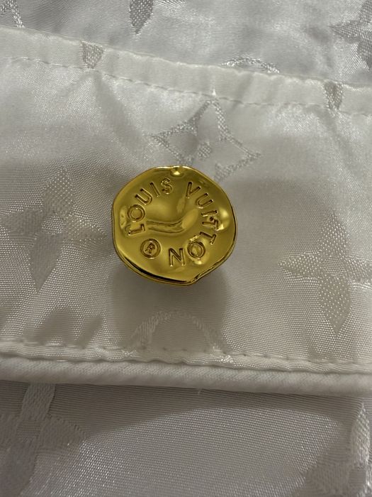 LV комплект от коприна, размер М - Луи Вютон с етикет