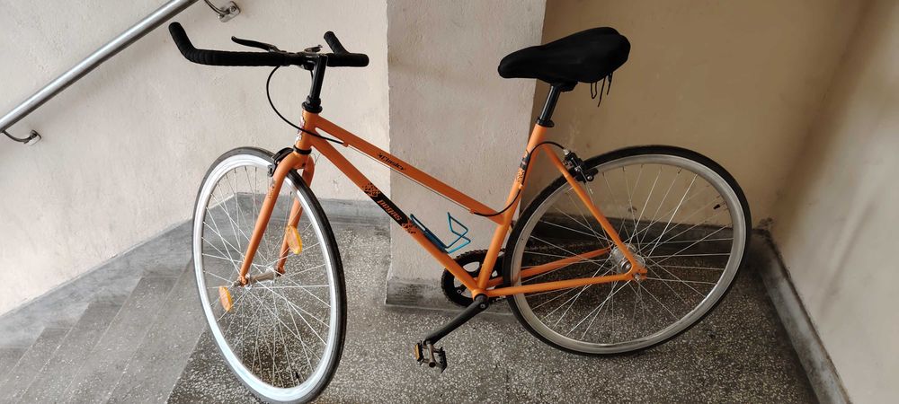 Vand bicicletă de curse nouă Pegas cu cauciucuri subțiri