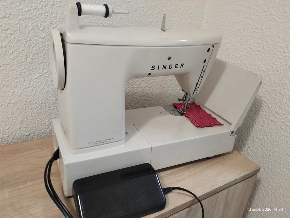 Vand masina de cusut Singer 722