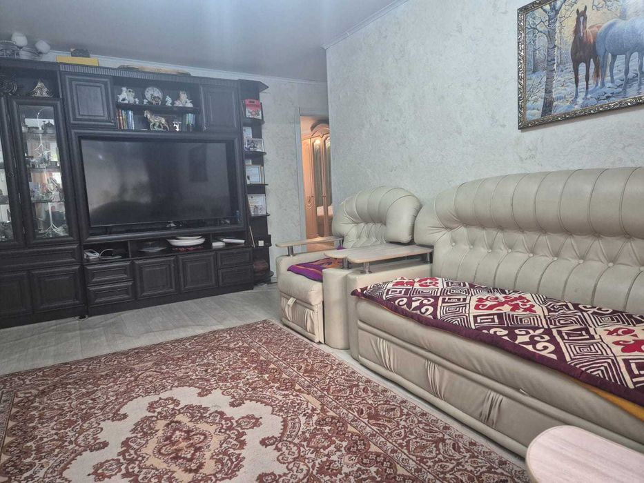 Продам 3 комнатную квартиру