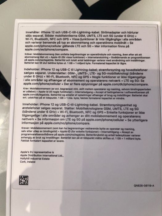 Vând iPhone 12 albastru