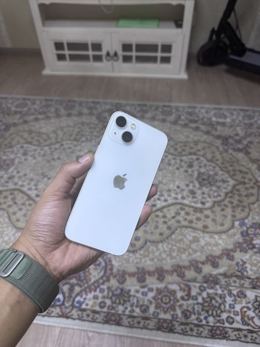 Айфон 13 в идела