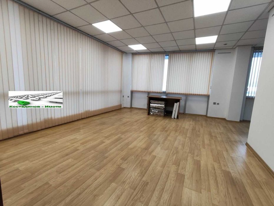 Дава се под наем Офис в Пловдив, Каменица 2 - 160 кв.м за 847.62 € - Снимка #4