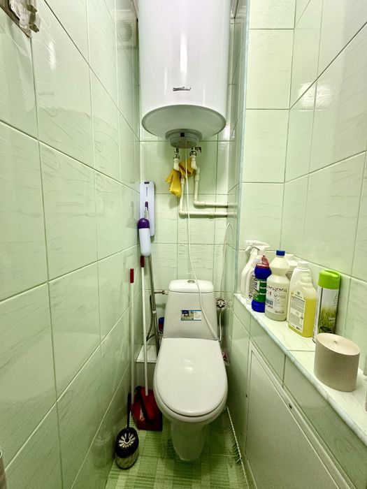 Продам 4 - комт. по улице Татимбета 5