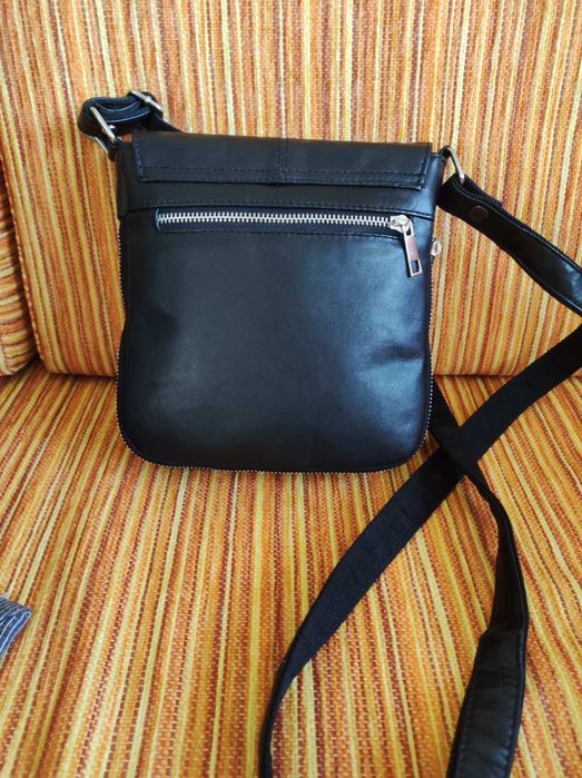 Елегантна дамска чанта, мека естествена кожа