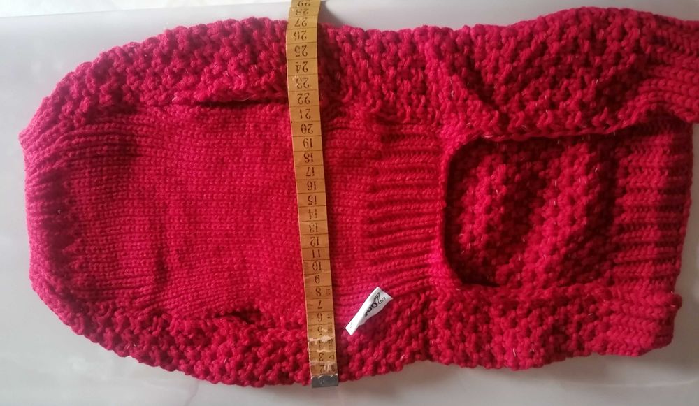 Hăinuțe tricotate pentru catei