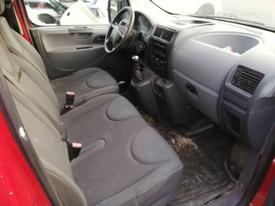 Ușa portiera stânga dreapta fata / dreapta lateral culisanta citroen jumpy peugeot expert fiat scudo toyota proace roșu KJF 2.0 HDI RHK RHG RHR