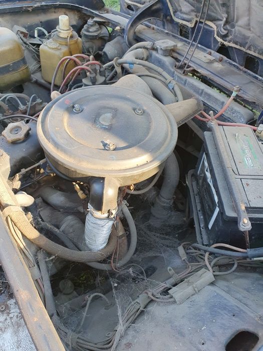 Продавам Лада 2103-1500