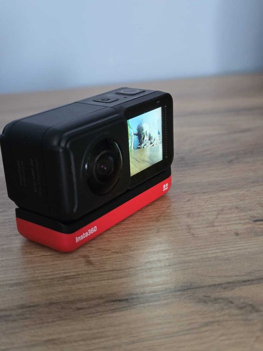 Camera 360 - Insta360 One R - 5.7k 30fps