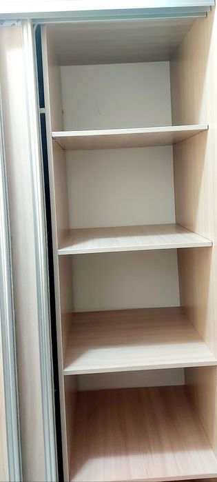 Шкаф купе с 4 полками