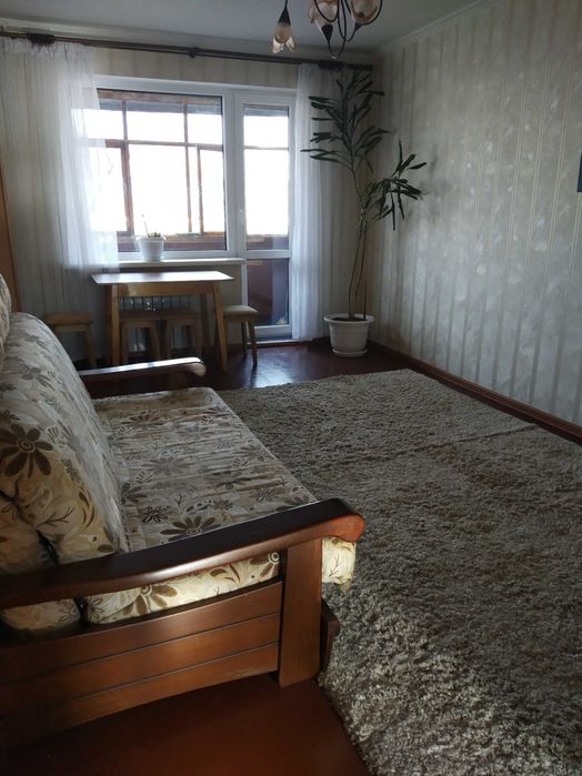 2 комн Центр,школа Бест