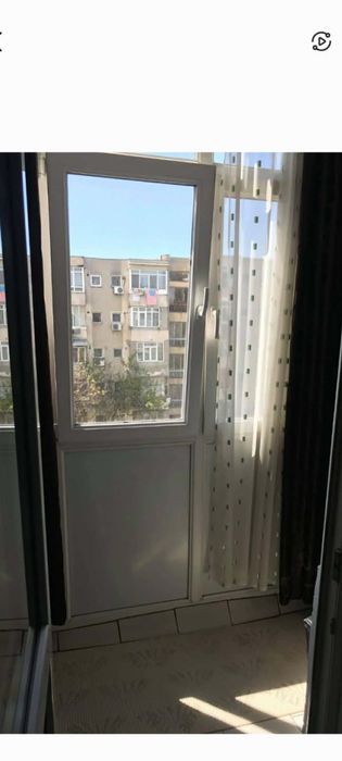 Garsoniera de închiriat  preț 900 ron detalii la nr de telefon 0740041441