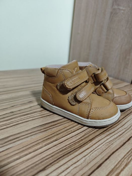 Обувки Lasocki
Номер 21
Цена: 30лв