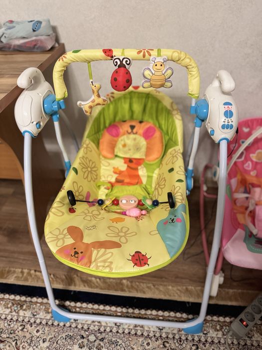 Продам качелю для малышей