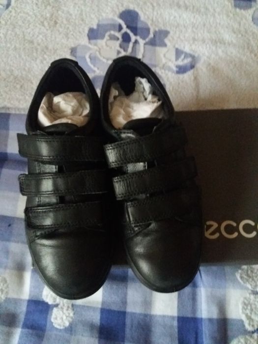 Продам    фирменную    обувь